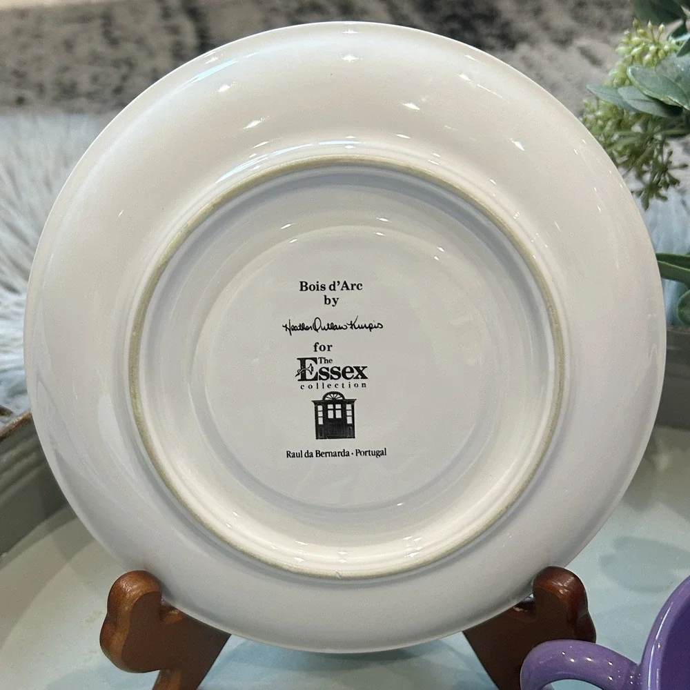 Bois D'Arc Tutti Fruitti by Essex Collection 4 Place Cup & Saucer Set Bundle